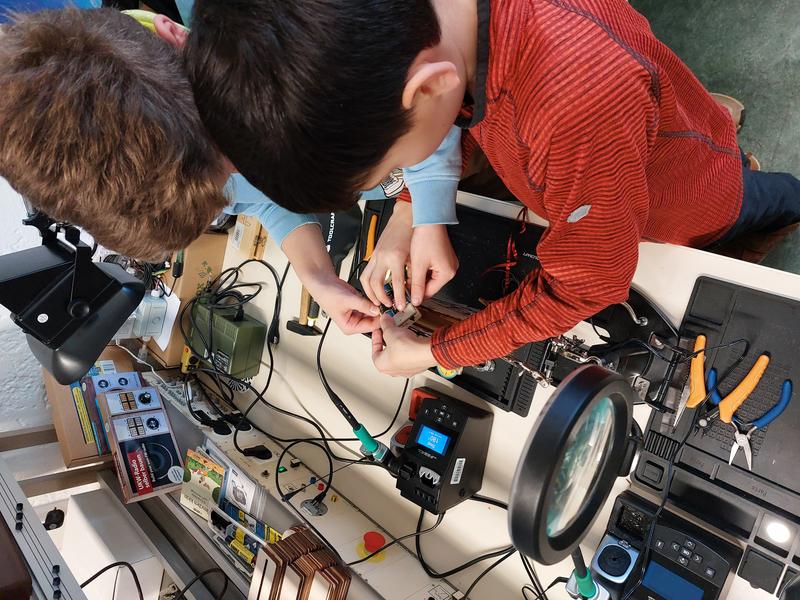 Herbstliche MINT-Projekte (DIY) im Sensor Space