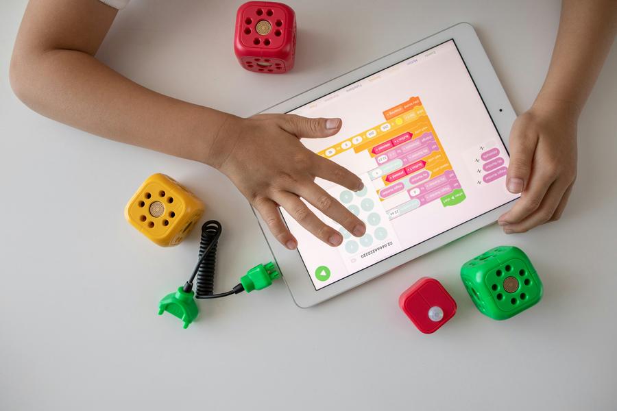 Code & Play - Kreativer Start in die Code Week 2026
