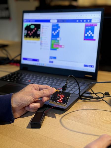micro:bit "Microcontroller programmieren für Einsteiger"