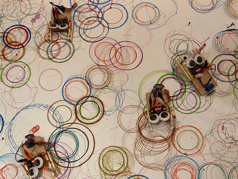 Tinkern mit Coding Robotik und Kunst